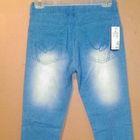 Jeans - Picture 3 of 4