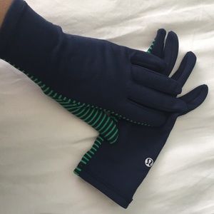 lululemon gloves