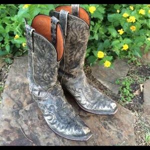 TRADED!!!!!!!!!!!!!!!