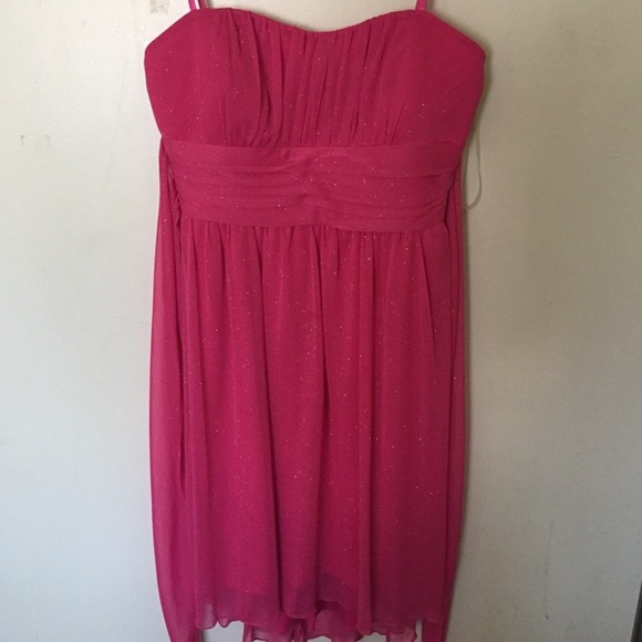 Hot pink mid dress. Great condition