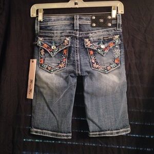 Girls Miss Me w/tags shorts