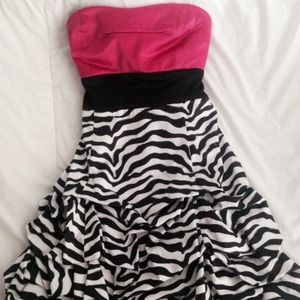 Pink/Zebra Party Dress😍
