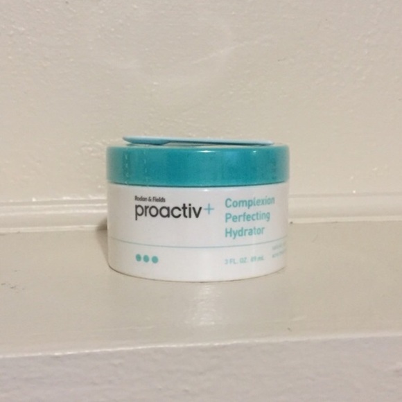 Proactiv+ Complexion Hydrator