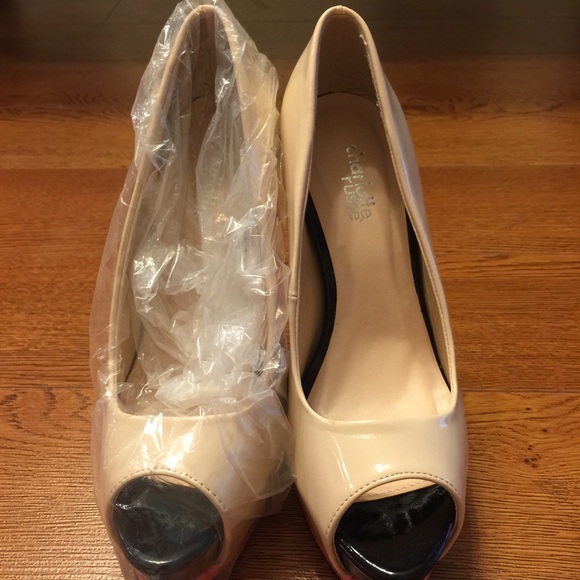 Heels - Picture 2 of 3