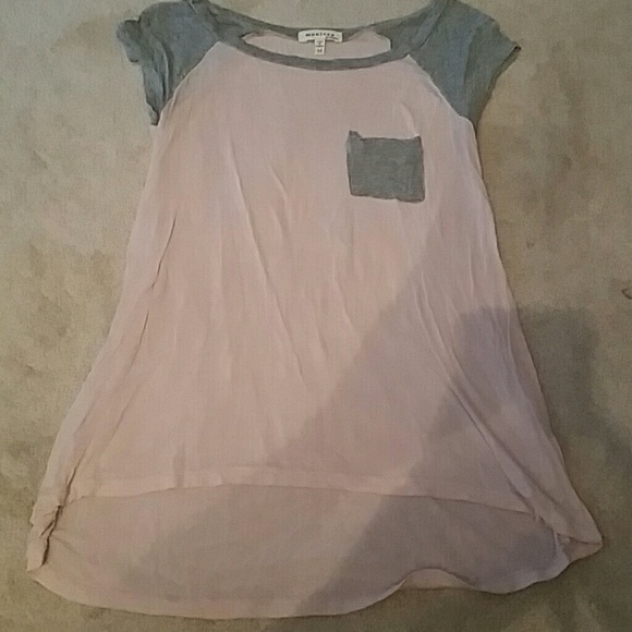 Light pink & gray top
