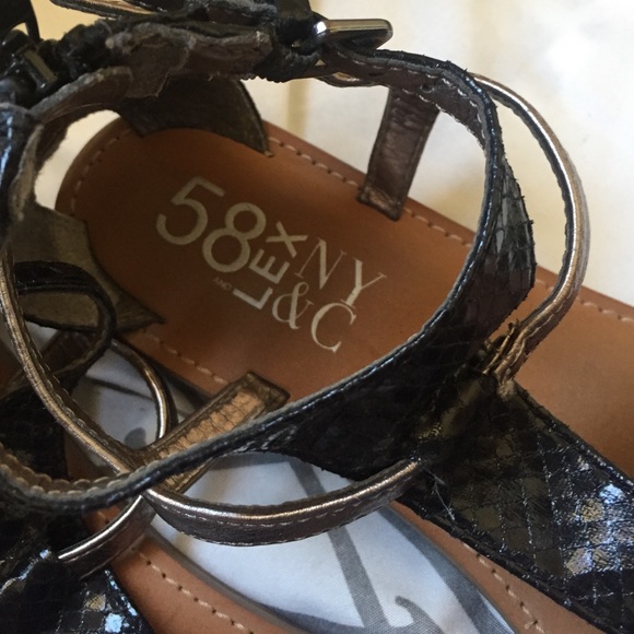 Sandals - Picture 4 of 4