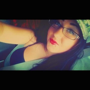 Meet your Posher, Sophia