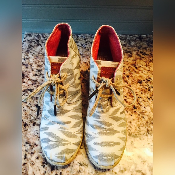 TOMS SZ 7.5 - Picture 2 of 4