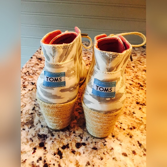 TOMS SZ 7.5 - Picture 3 of 4