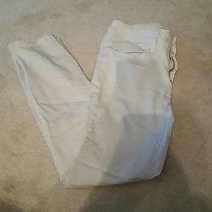 Creme cropped pants