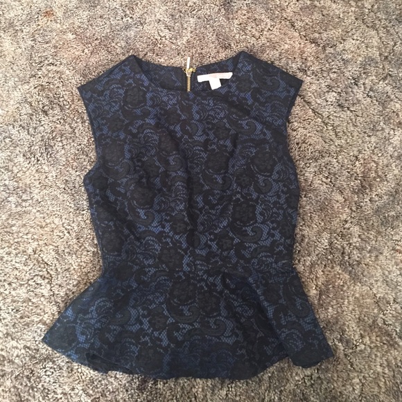 Short sleeve peplum top