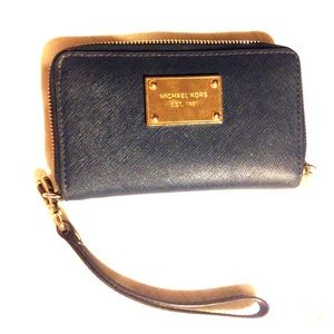 Navy Blue Michael Kors wristlet