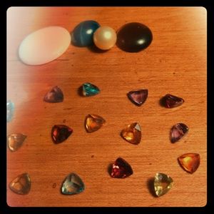 Loose stones 1 large opal 1 pearl and gems stones