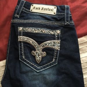 Women's 29 Rock Revival Mid Rise Curvy Bootcut