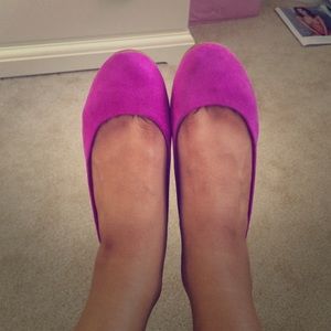 Trendy ballet flats