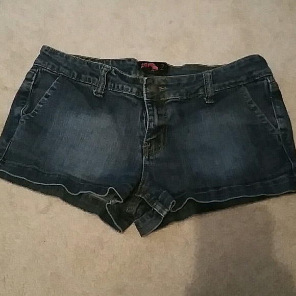 Medium wash shorts
