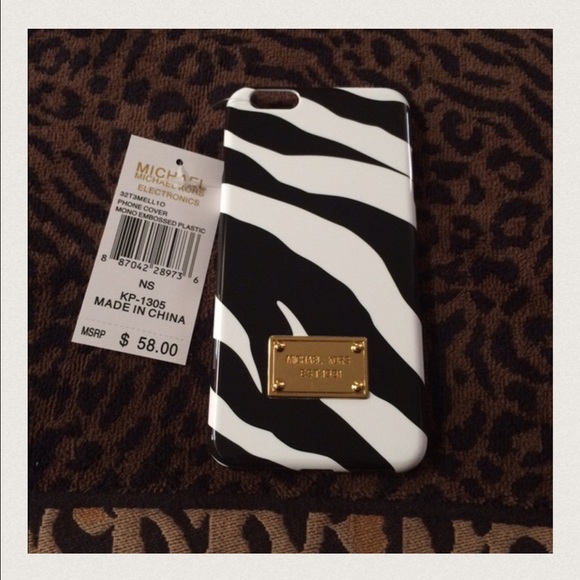 Michael Kors iPhone 6+ NWT! 👄💁🏻