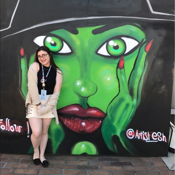 ๐ meet your seller ๐ - Picture 2 of 6