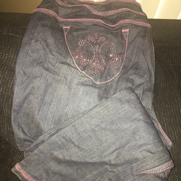 Dereon Skinny Leg Jeans