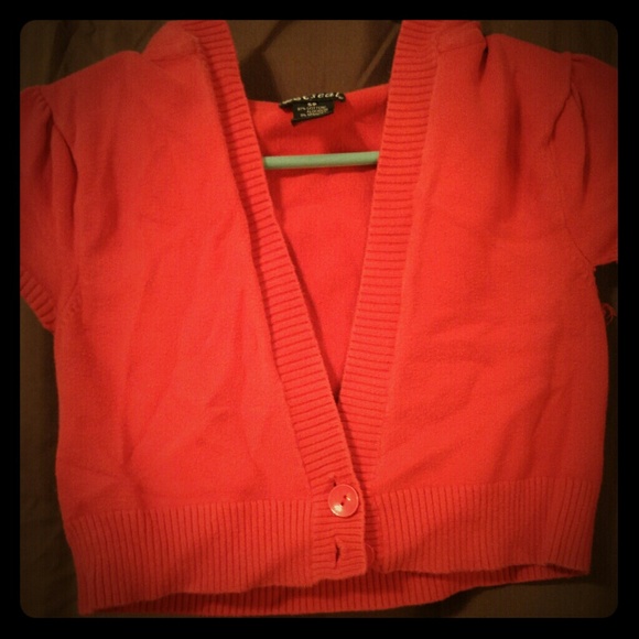 Short sleeve half sweater/coverup