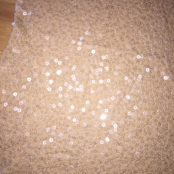 ⭐️Tan Sequin Tank - Picture 3 of 4