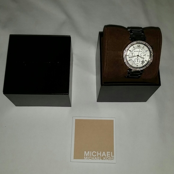 Michael Kors Silver Watch - Picture 4 of 4