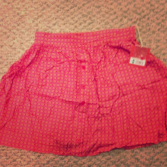 Knee length skirt