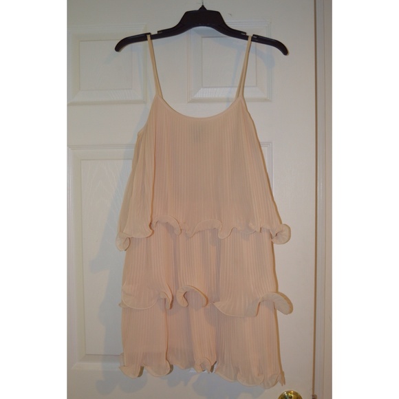 H&M flouncy dress 🎀