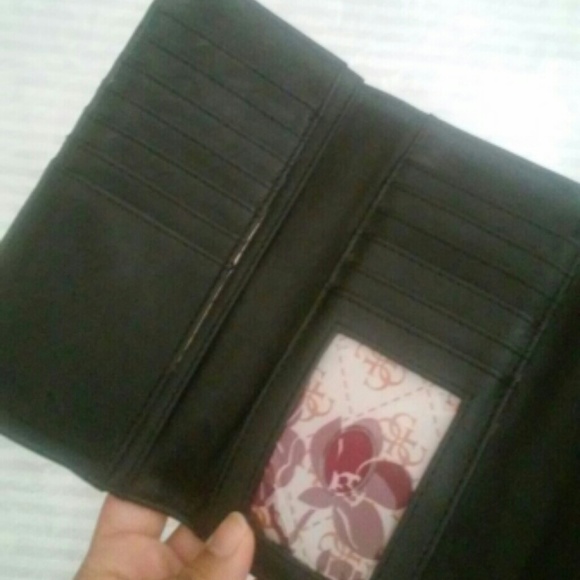 Guess wallet - Picture 4 of 4