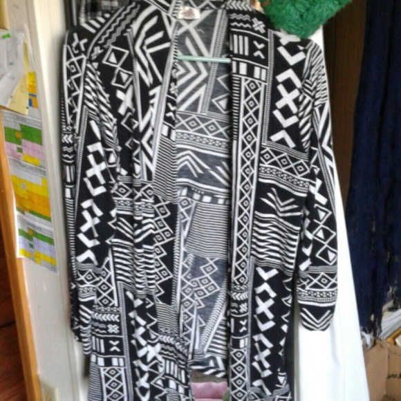 Cardigan - Picture 2 of 2