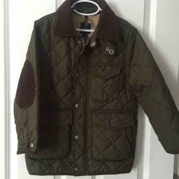 NWOT Gap kids quilted jacket size small (6-7)