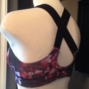 Lululemon Spring Sports Bra