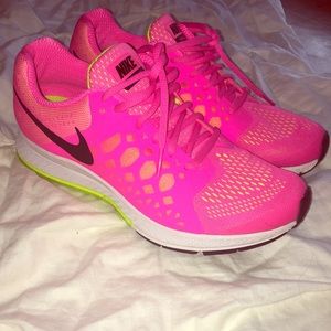 NWOB!! Nike Pegasus 31