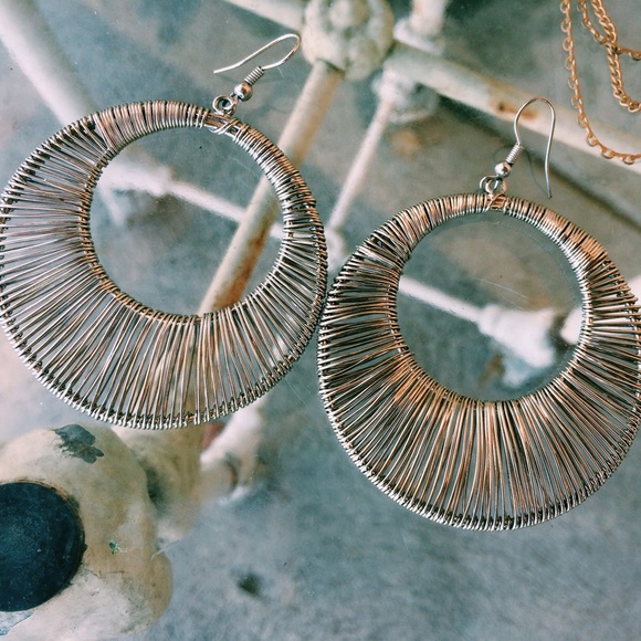 Earrings - Picture 3 of 4