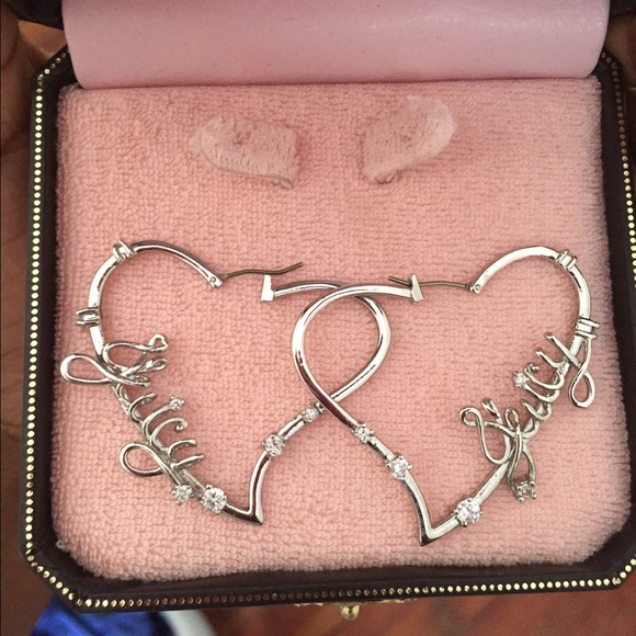 Never before worn earrings