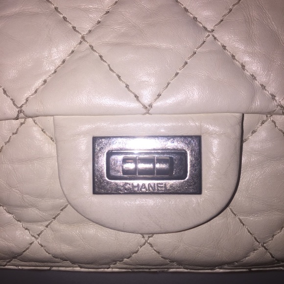 Chanel 2.55 double flap Reissue Bag - Picture 3 of 4