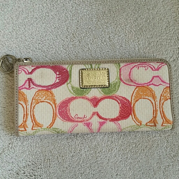 Coach Poppy Scribble Wallet