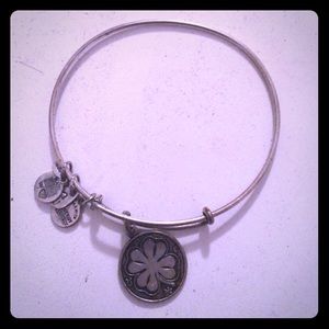 ALEX &ANI FOUR LEAF CLOVER