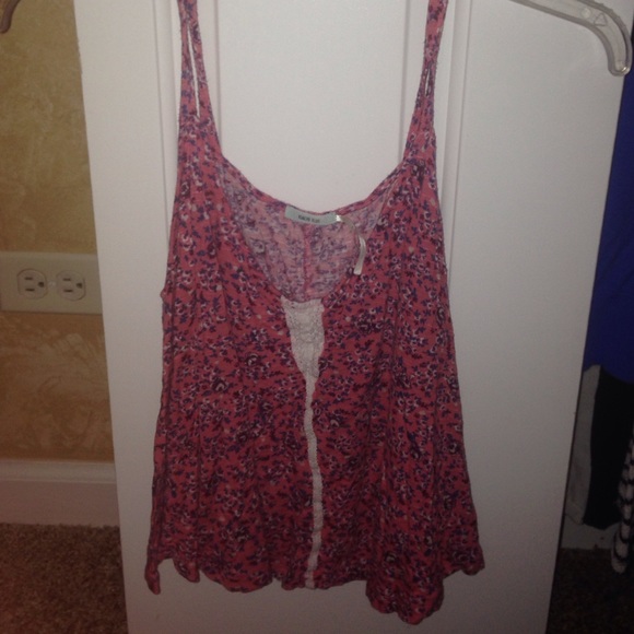 Tank top from urban outfitters - Picture 2 of 2