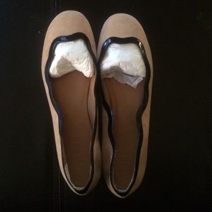 J Crew blush with black trim flat