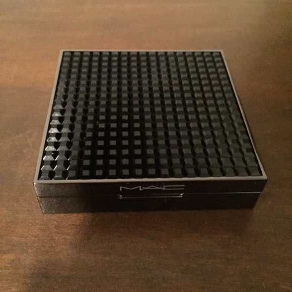 Mac Powder