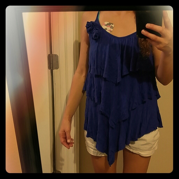Ruffle blue top
