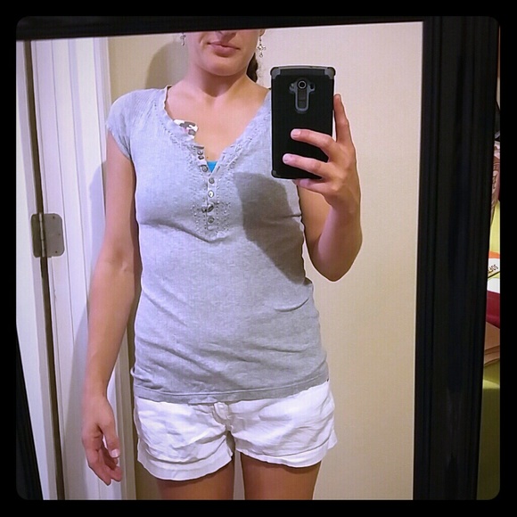 Gray top
