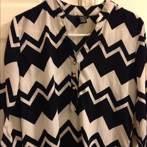 3/4 black chevron dress