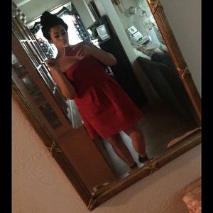 Classy red party dress!