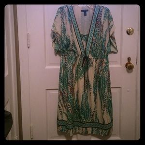 V-neck Patterned Dress