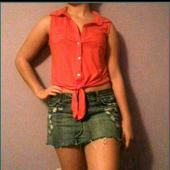 Sexy distressed blue jean mini skirt - Picture 1 of 2