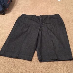 18W Bandolino Ivette Bermuda Dk Wash Shorts