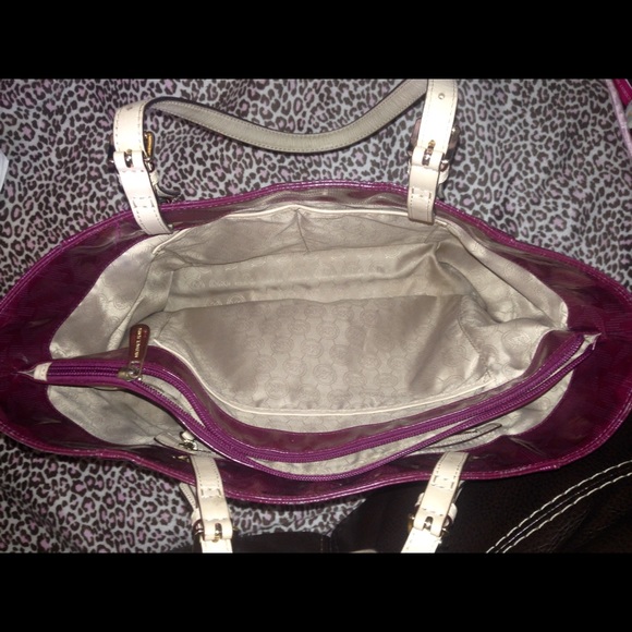 NWT MIchael Kors, PRICE DROP: $200, tonight only!! - Picture 2 of 4