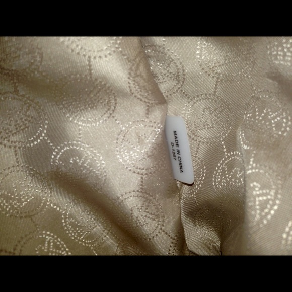 NWT MIchael Kors, PRICE DROP: $200, tonight only!! - Picture 3 of 4